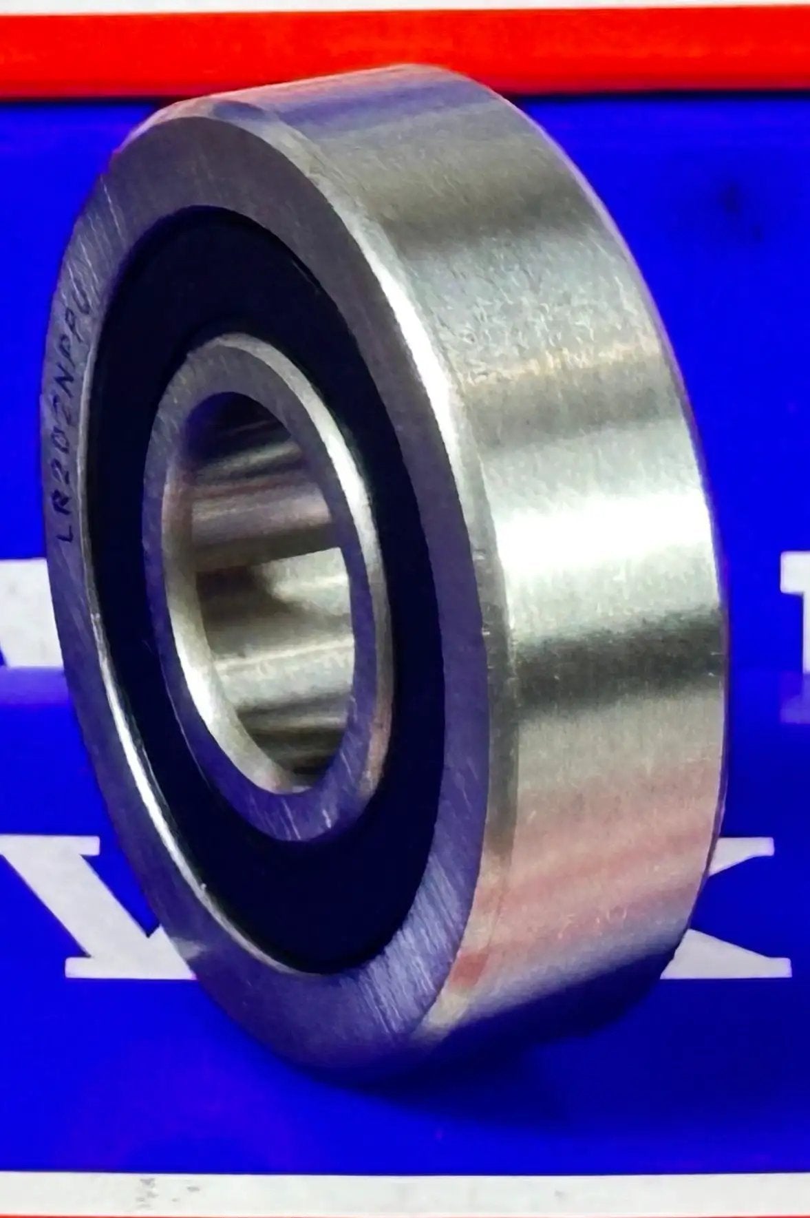 LR202NPPU ลูกกลิ้งแทร็คแบริ่งแบบปิดผนึก 15x40x11mm