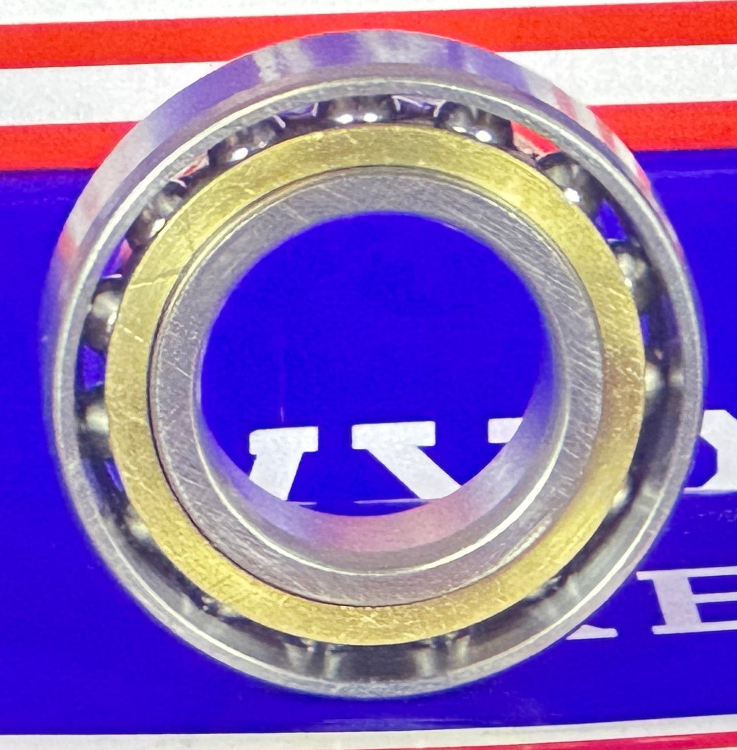 7005ACM محمل تماس زاوي بسياج برونزي 25x47x12مم