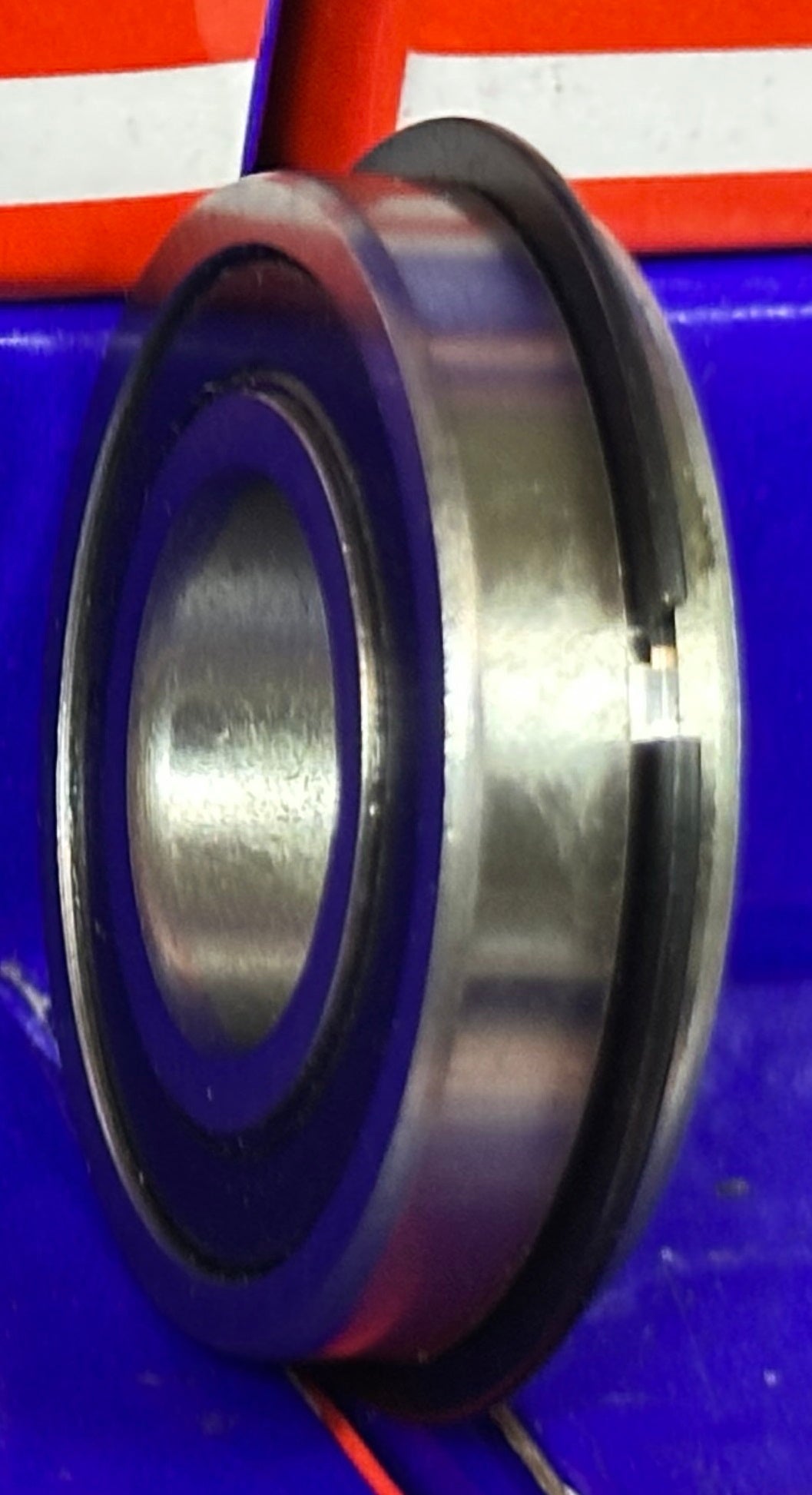ตลับลูกปืนปิดผนึก R10-2RSNR ขนาด 5/8" x 1-3/8" x 11/32" - แหวนสแน็ป