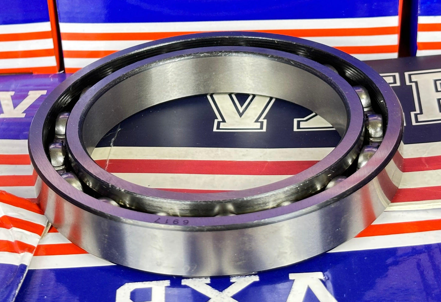 6917 met diepe groove 6917