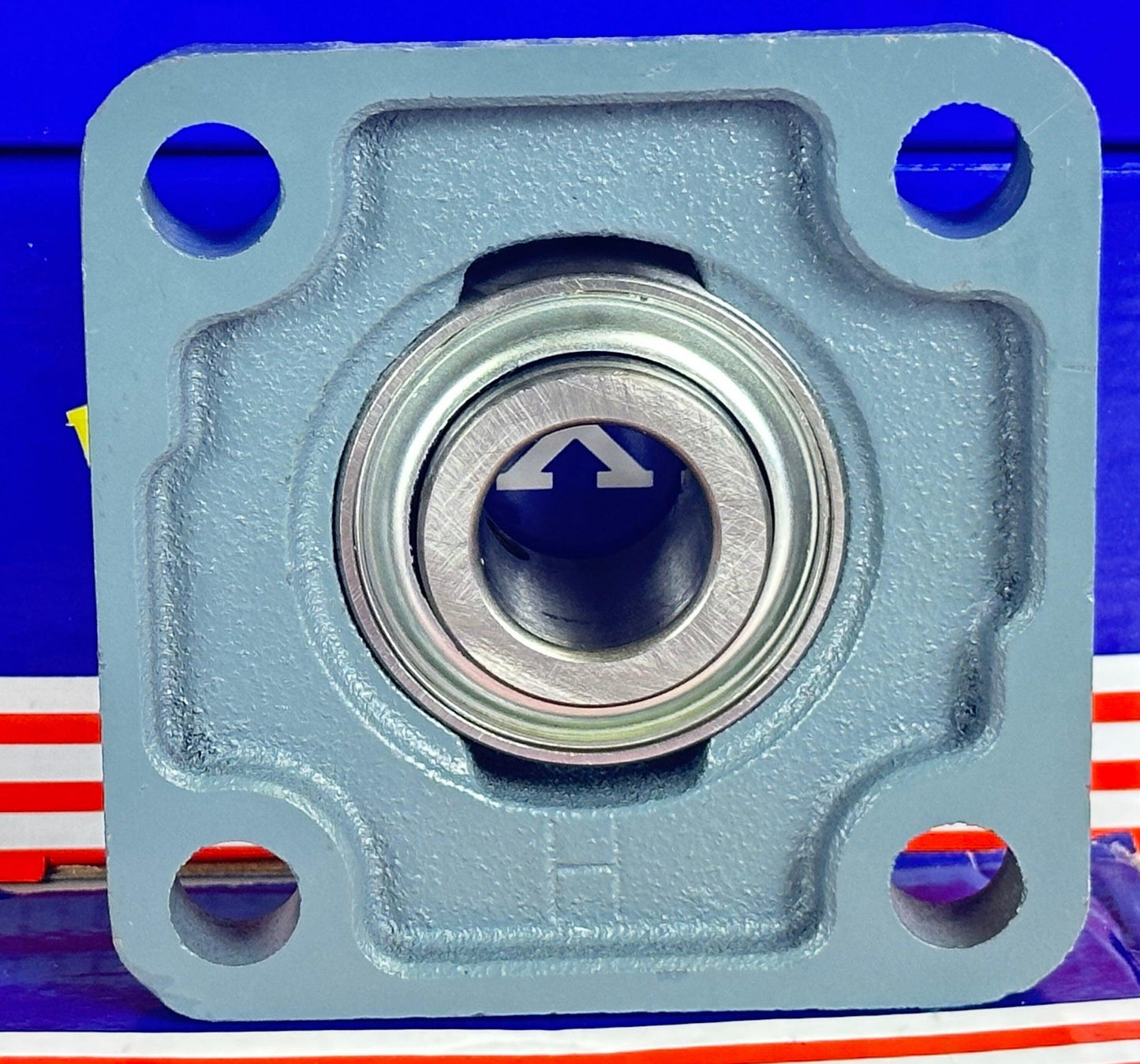 7/8" Bearing UCF205-14 + Square Flanged Cast Housing Mounted Bearing