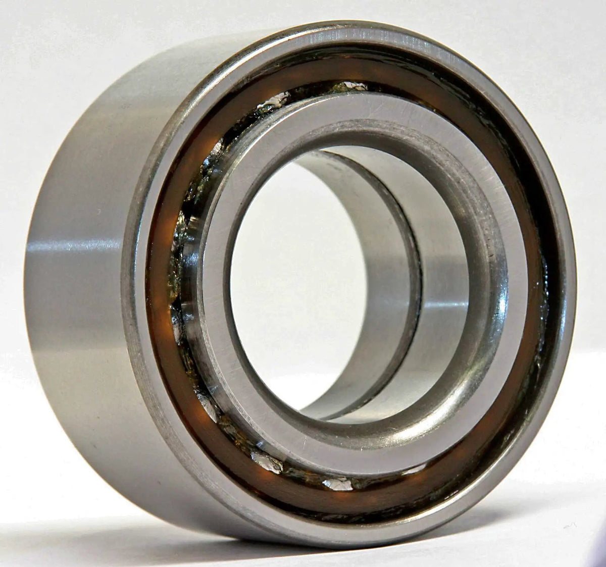 DAC356833/30 Auto Wheel Bearing 35x68x33/30mm