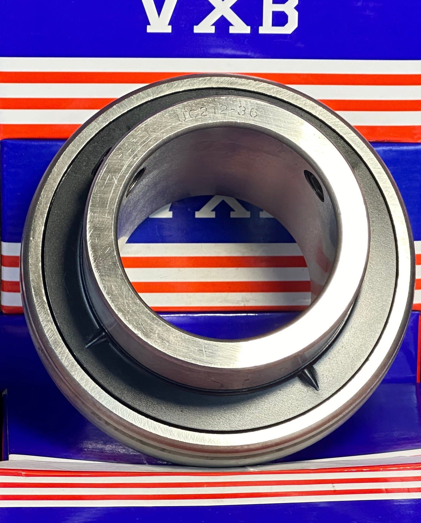 UC212-36 محمل إدخال 2-1/4" مركب