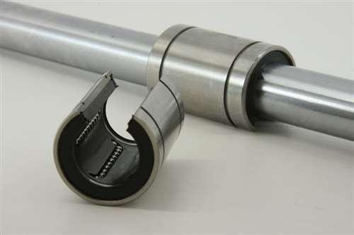 Routeur CNC 20mm 13 arbres avec 2 roulements linéaires mouvement linéaire