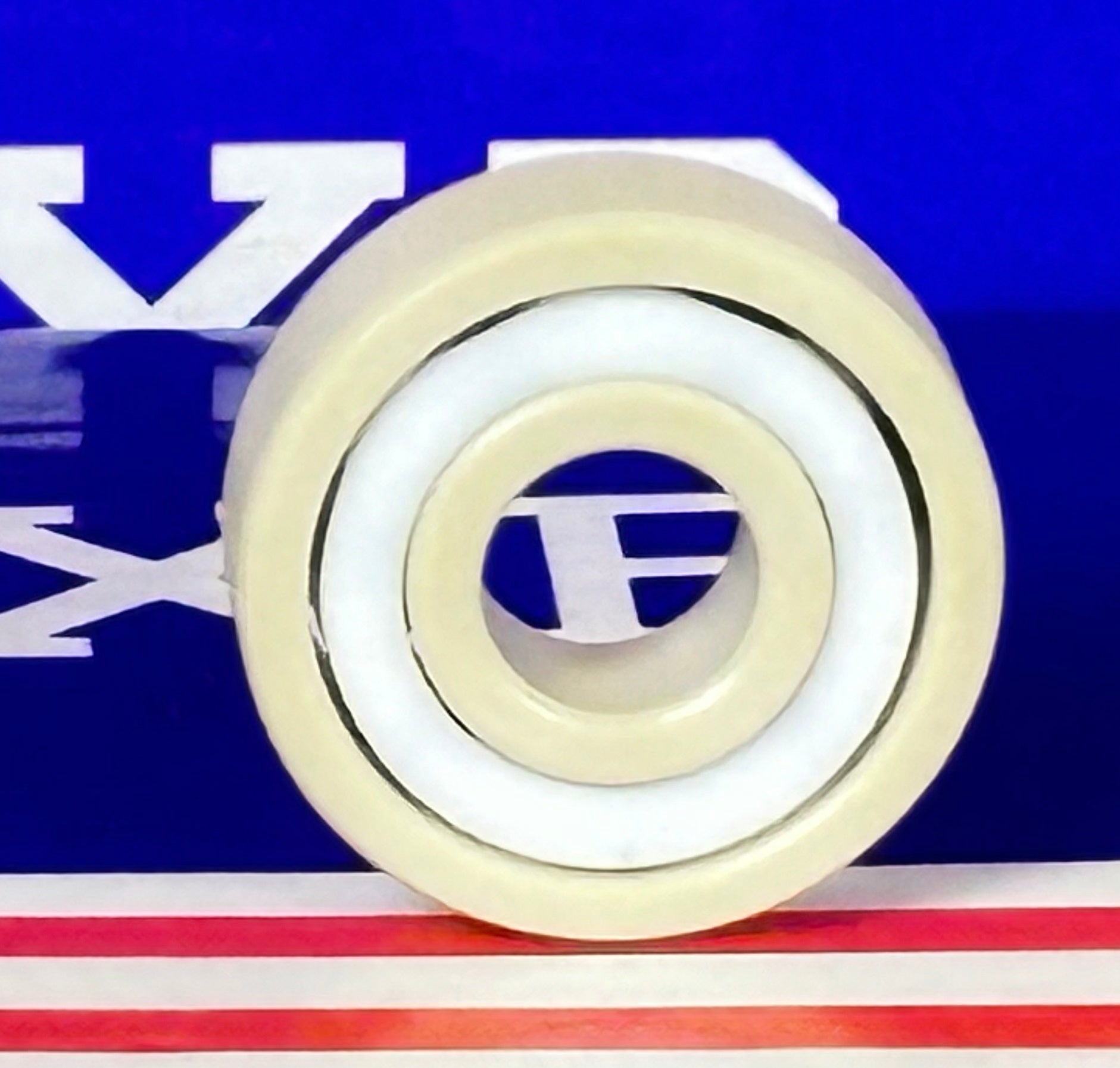 608 PEEK Ball Bearing - Si₃N₄ Ceramic Balls - PTFE Cage - 8x22x7mm