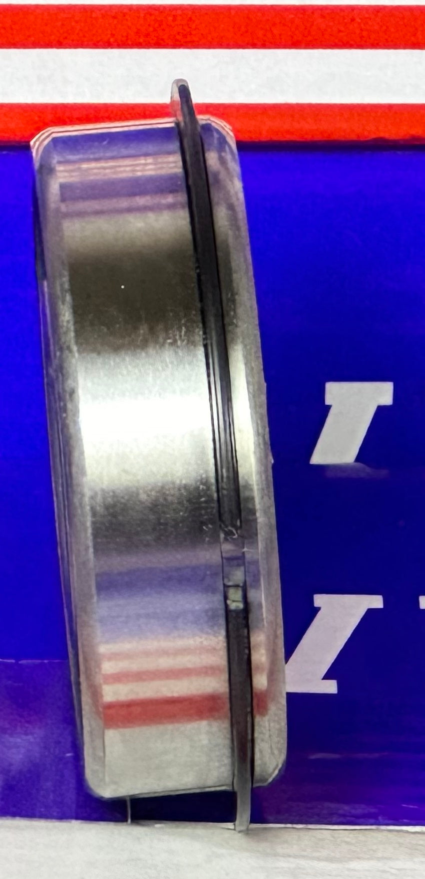 Łożysko uszczelnione 6303-2RSNR 17x47x14 - pierścień zatrzaskowy