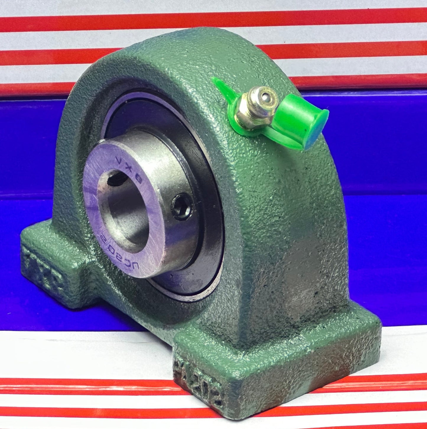 UCPA202 Bearing 15mm Set Screw Tapped Base Pillow Block Bearing