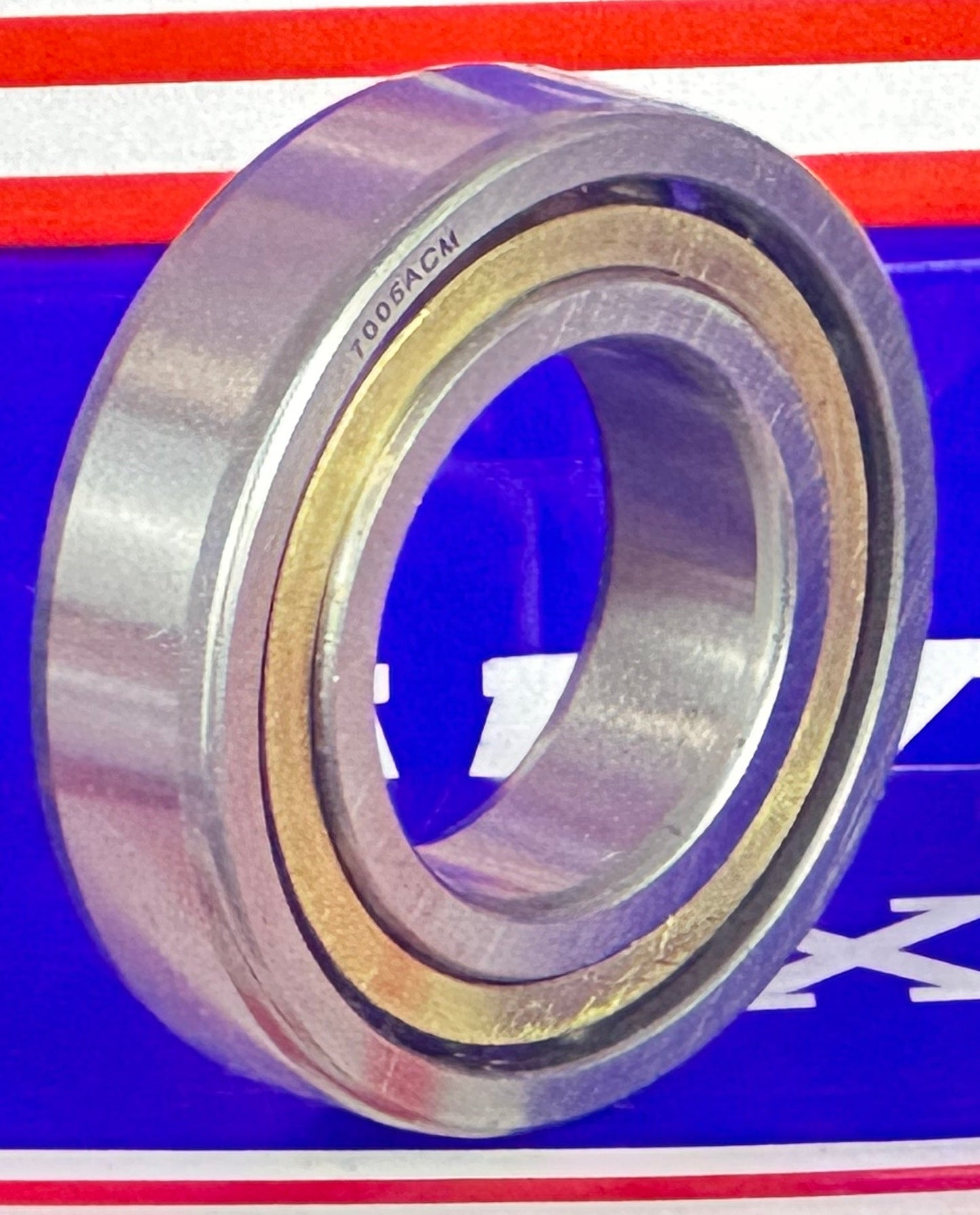 7005ACM محمل تماس زاوي بسياج برونزي 25x47x12مم