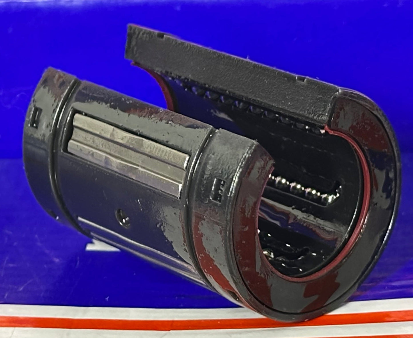 LMES20UU-OP บุชบอลแบบปรับแนวเอง ขนาด 20 นิ้ว สำหรับการเคลื่อนที่เชิงเส้น