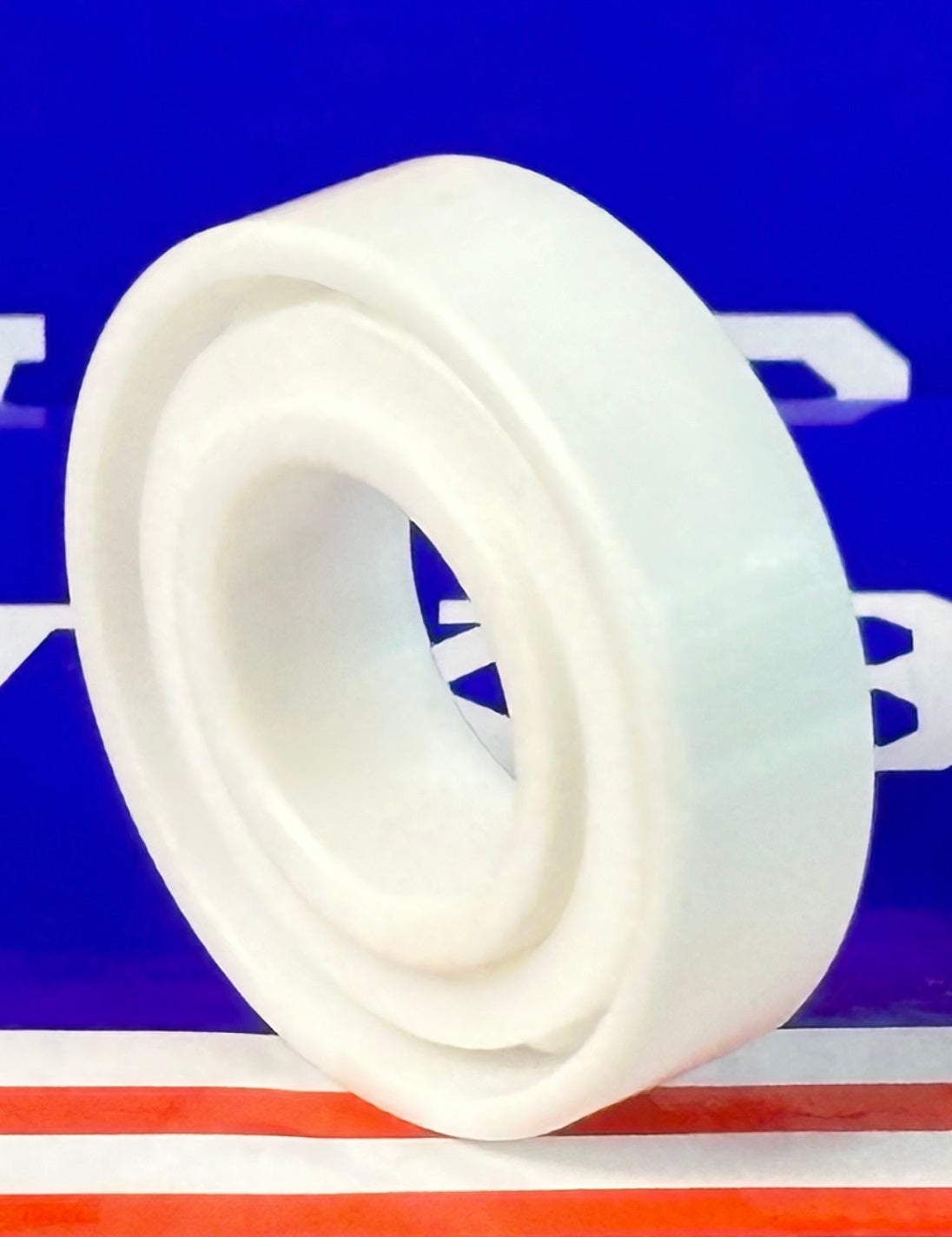 7002 การติดต่อเชิงมุมแบริ่งเซรามิกเต็ม 15x32x9mm
