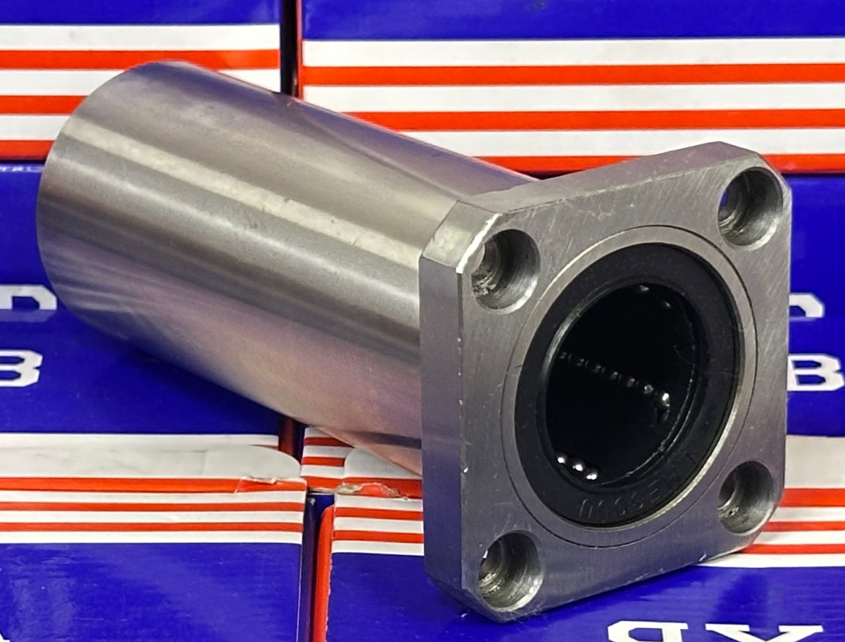 LMEK30LUU 30mm Long Square Flanged Bushing Linear Motion Bearing
