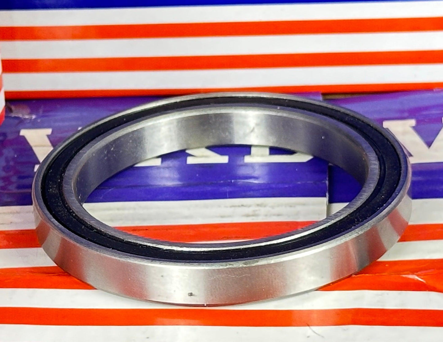 ตลับลูกปืนร่องลึก 6811-2RS Bearing Deep Groove 6811-2RS
