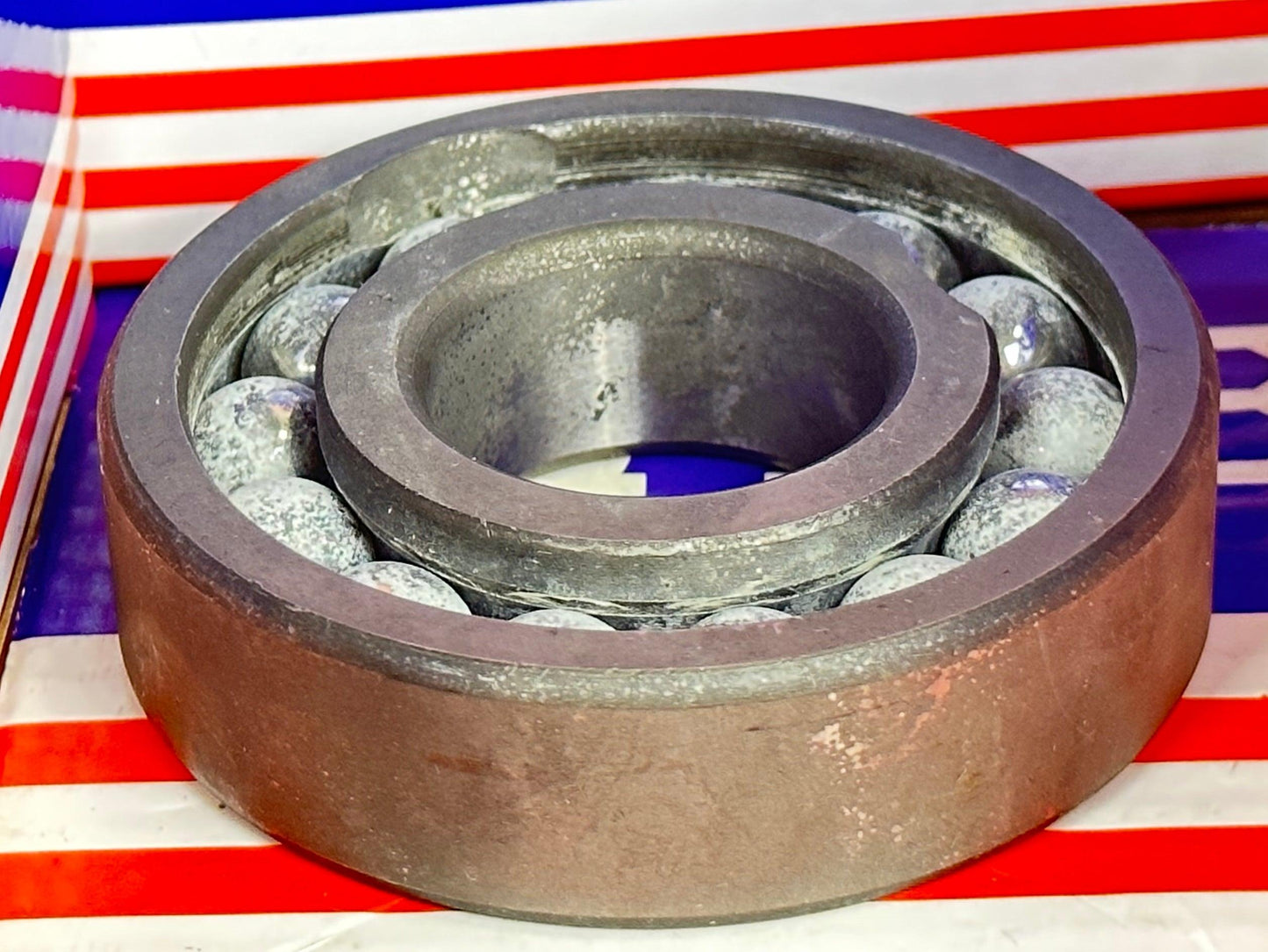 ตลับลูกปืนทนความร้อนสูง T6306 900°F 30x72x19mm